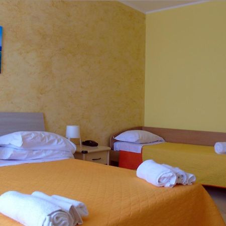 Casa Vacanza Miramare Portopalo Di Capo Passero 外观 照片